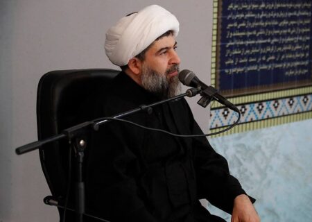 روایتی از آنچه این روزها و در ایام فاطمیه، در جزیره زیبای کیش می‌گذرد؛
                                یک جزیره سیاه‌پوش مادر است
