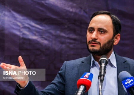 سخنگوی دولت از ناوتیپ زیرسطحی منطقه یکم امامت نداجا بازدید کرد