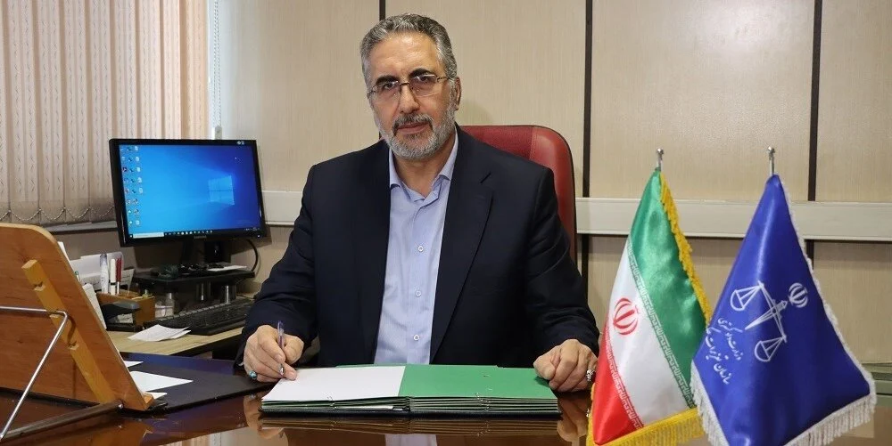 سخنگوی سازمان تعزیرات حکومتی خبر داد
                                ضبط دو دستگاه لودر قاچاق در بندرعباس