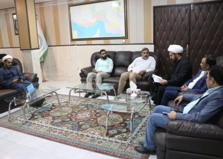 سرپرست ستاد هماهنگی کانون‌های فرهنگی هنری مساجد هرمزگان:
                                طرح «سکوی خدمات محلی» گفتمان امامت را ترویج می‌کند