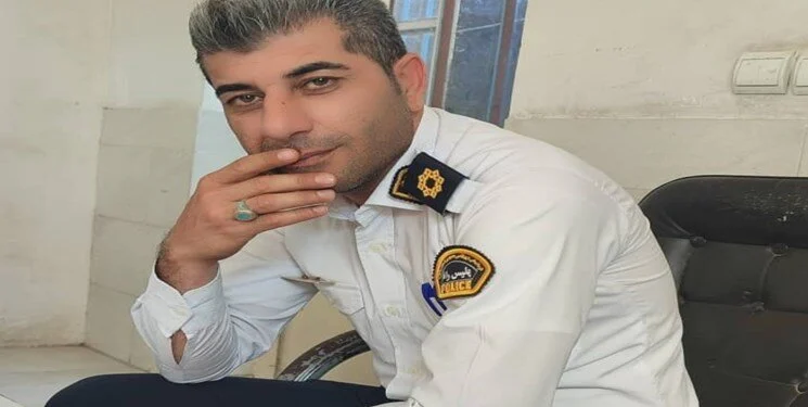 فرمانده انتظامی شهرستان میناب خبرداد:
تشییع پیکر شهید پلیس راه میناب_جاسک و انتقال به زادگاهش