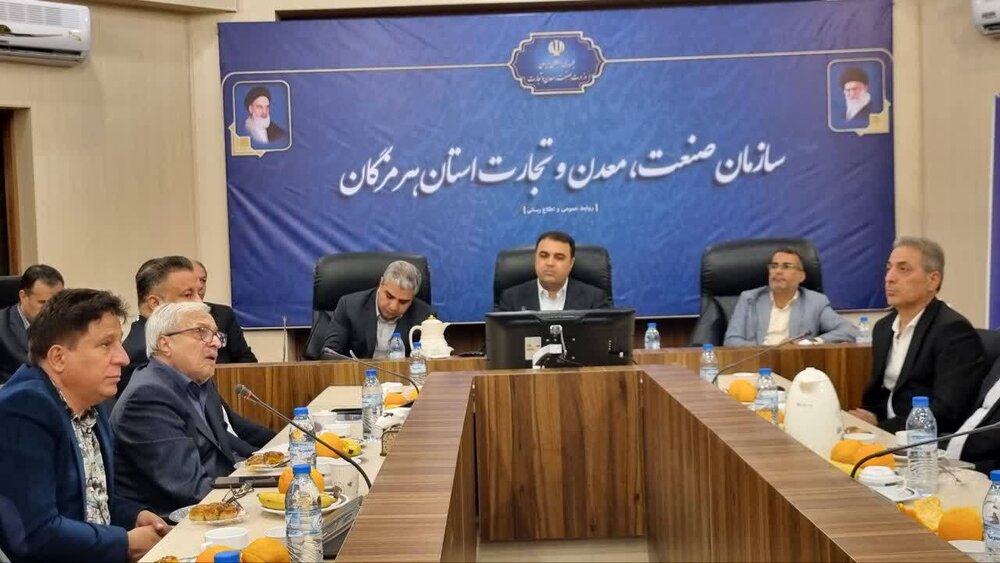 مدیر کل دفتر میگوی سازمان شیلات ایران خبرداد:
                                پرداخت تسهیلات به پرورش‌دهندگان میگو