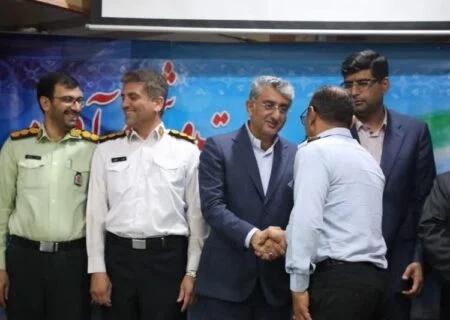 مراسم گرامیداشت روز ملى حمل و نقل در سالن همایش فردوسى شهردارى مرکزى برگزار شد