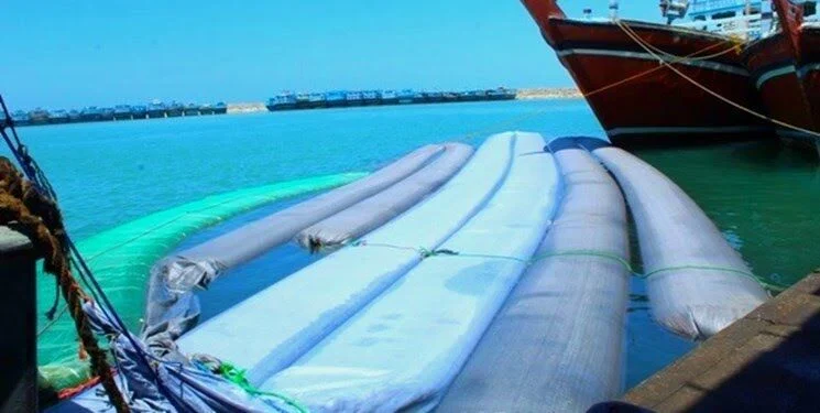 کشف ۳۲۲ هزار لیتر سوخت قاچاق در آبهای هرمزگان