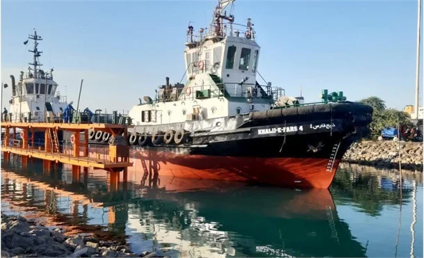 به آباندازی ۲ فروند یدککش در بندر شهید رجایی