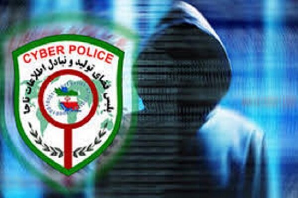 رئیس پلیس فتا در هرمزگان خبرداد:
                                دستگیری عامل حمایت از تروریست‌ها در فضای مجازی هرمزگان