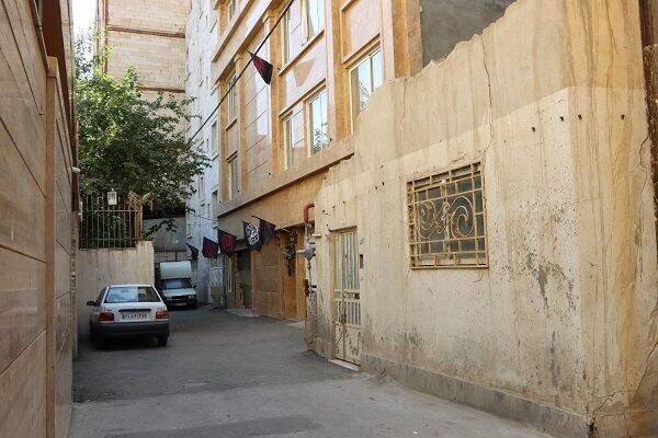 مدیرکل راه و شهرسازی هرمزگان:
                                پایان امسال آخرین فرصت سنددار شدن بافت فرسوده در هرمزگان است