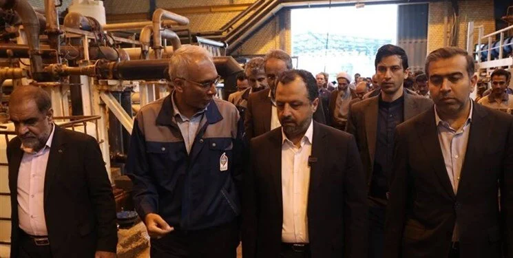 آب‌شیرین‌کن قشم با حضور وزیر اقتصاد افتتاح شد