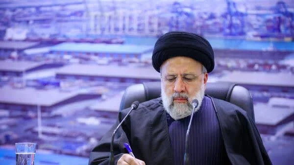 برگزاری جلسات حل مسئله دراستانها به رفع مشکلات بغرنج استان کمک میکند