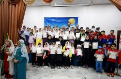 تقدیر از ۴۵ دانش آموزبرگزیده پویش قهرمان کیش در دهه مبارک فجر