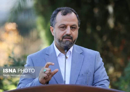 مجموع صادرات و واردات کالا در گمرکات ۱۸۰ میلیون تن است