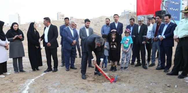 آیین کلنگزنی پارک «کاکا و دادا» در شهر بندرعباس