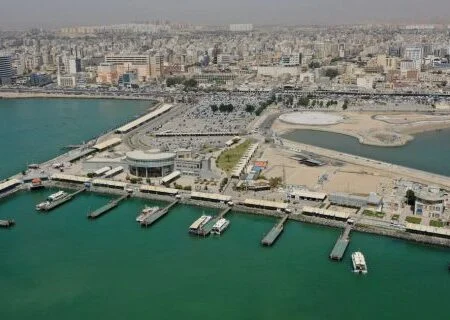 بیش از ۴۵۳ هزار تن کالا از بنادر غرب هرمزگان به کشورهای هدف صادر شد