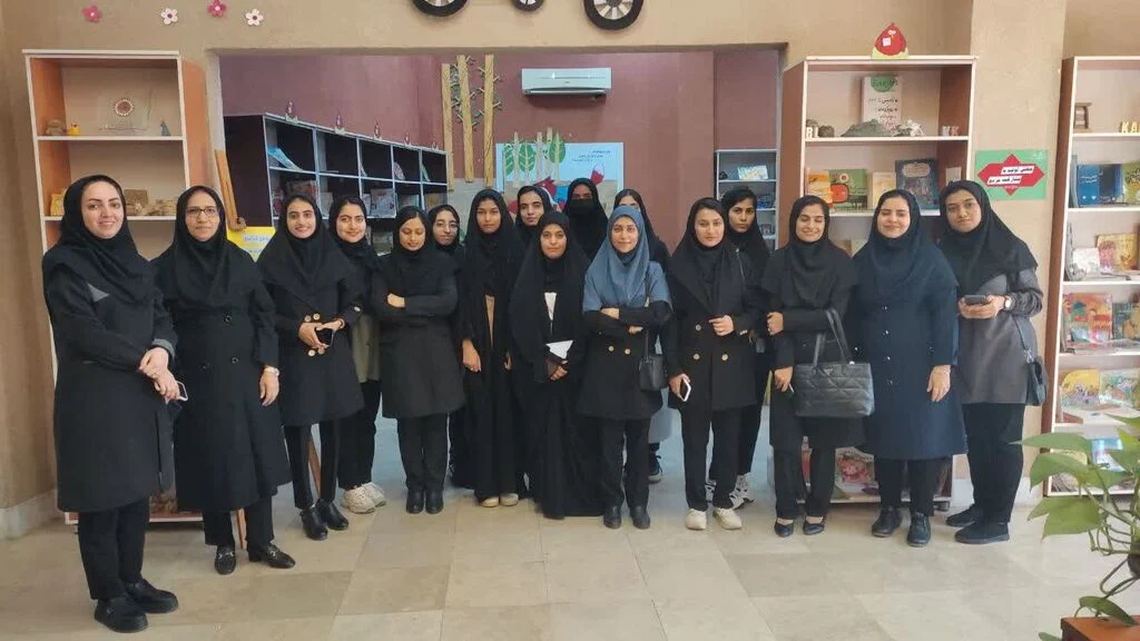 شرکت ۴۰ دانشجوی دانشگاه فرهنگیان در کارگاههای تخصصی نمایش و قصهگویی
