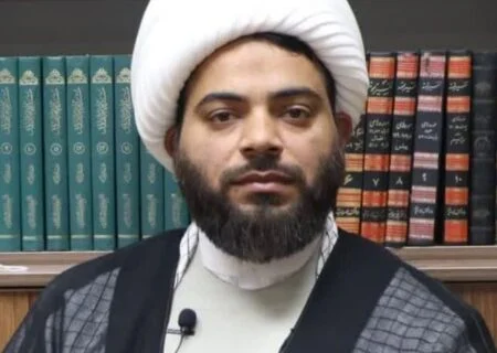 مسئول حوزه نمایندگی ولی فقیه در سازمان جهاد کشاورزی استان هرمزگان ضمن تبریک عید سعید فطر گفت: در روز عید فطر تمام مسلمانان جهان نماز عید فطر را با جماعت برپا می کنند که این نشان از وحدت آنها است.