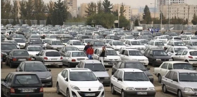 ۲۵ هزار دستگاه نقلیه توقیفی در پارکینگهای هرمزگان به فروش رفت