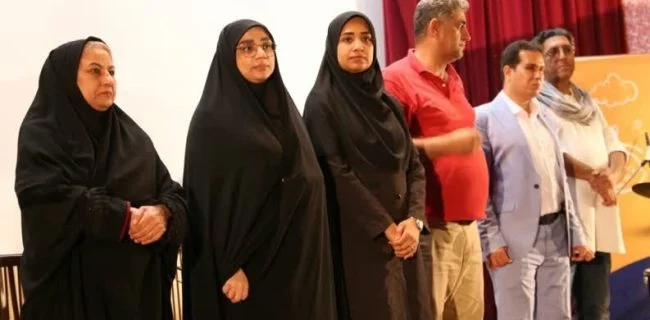تجلیل از برترین‌های نخستین جشنواره هنر درمانی ستاره در هرمزگان