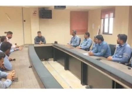 برگزاری جلسه هفتگی ایمنی در مدیریت برق جاسک