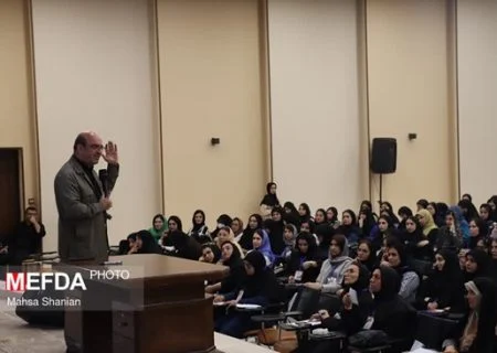 اردوهای آموزشی فرهنگی دانشجویان تمرینی برای مسئولیت‌پذیری اجتماعی است