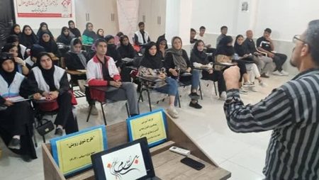 برگزاری کارگاه های آموزشی خودمراقبتی سازمانی با موضوع پیشگیری و کنترل پشه آئدس در میناب