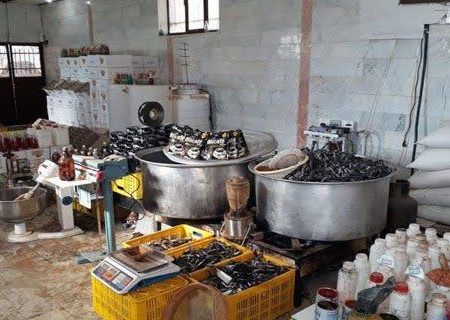 پلمب کارگاه بزرگ تولید قهوه و نوشیدنی های تقلبی در بندرعباس