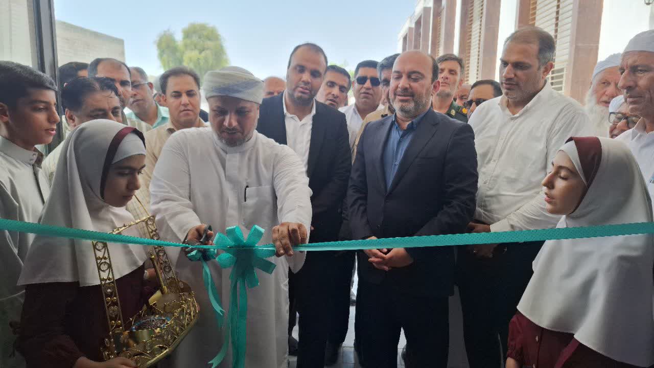 حدود ۷۰۰ میلیارد تومان پروژه در شهرستان بندرلنگه افتتاح شد