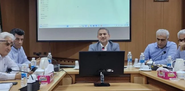 خرید آب به نرخ آزاد نیاز به بودجه زیادی دارد که در توان استان نیست/ اجرای طرح های شیرین سازی آب دریا راه حل پایداری آب آشامیدنی