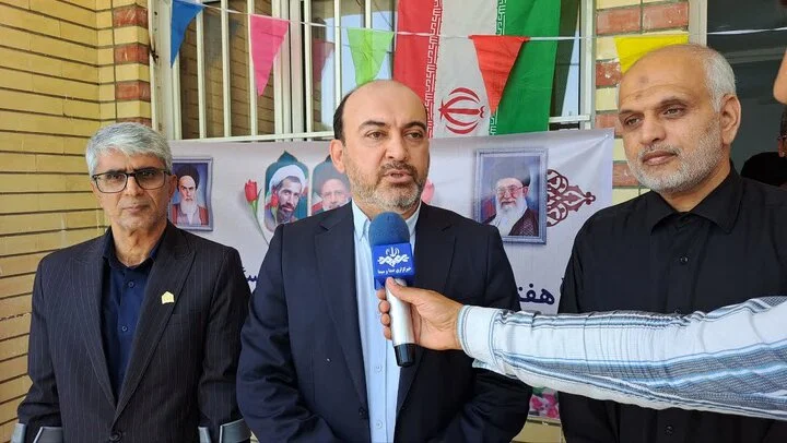 ۲هزار و ۳۰۰ میلیارد تومان پروژه در شهرستان رودان افتتاح و کلنگزنی شد