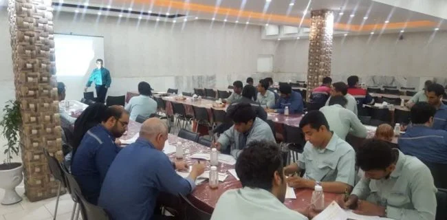 سرمایهگذاری فولاد هرمزگان در آموزش و توسعه توانایی افراد