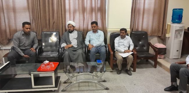 بازدید رئیس بنیاد شهید شهرستان میناب از مدارس شاهد