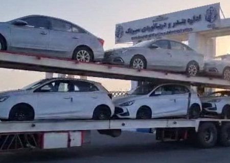 ترخیص نخستین محموله خودروهای وارداتی از بندر سیریک/ رونق واردات خودرو از بندر سیریک در آینده نزدیک