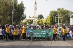 حضور بیش از یک هزار و ۲۰۰ نفر در همایش پیاده روی خانوادگی، گرامیداشت هفته انتظامی در کیش