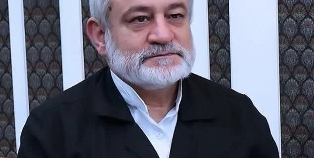 باید گلوگاه و ریشههای فساد را شناسایی کرد و از بین برد