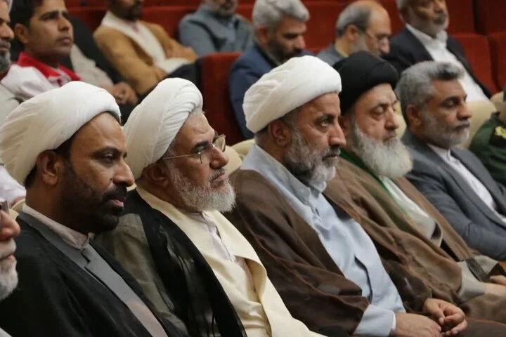 نماز تضمین کننده سلامت اجتماعی جامعه است