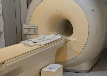 بازگشت دستگاه ام آر آی بیمارستان حضرت ابوالفضل(ع) میناب به چرخه خدمت