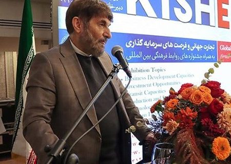 باید سیاست‌های داخلی را برای جذب سرمایه‌گذاری خارجی مهیا کنیم