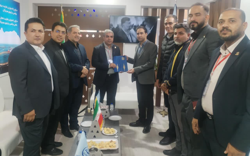 تقدیر دانشگاه شهید بهشتی از مدیرکل شیلات هرمزگان