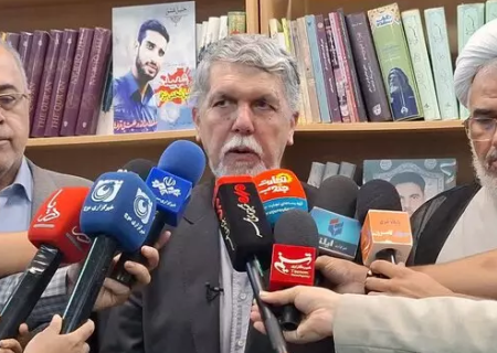 خلیج فارس باید محل توجه ایران و ایرانیان باشد