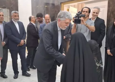 وزیر فرهنگ و ارشاد اسلامی وارد بندرعباس شد