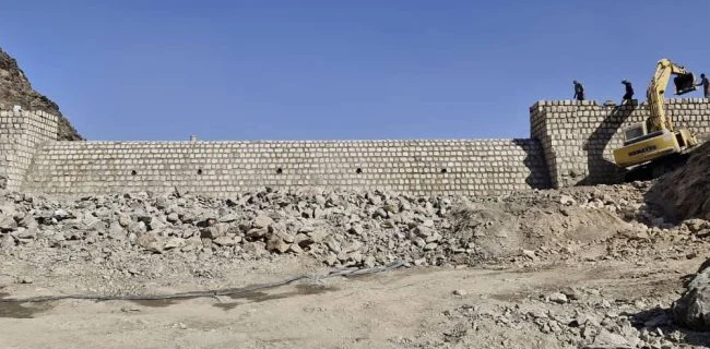 پیشرفت فیزیکی ۷۰ درصدی پروژه آبخیزداری حوزه نازدشت شهرستان رودان