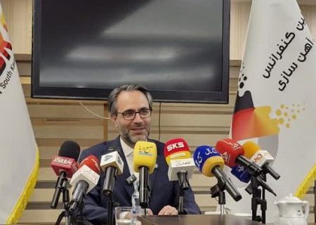 چالش‌های بزرگ صنعت آهن‌سازی ایران زیر ذره‌بین پژوهشگران/ارتباط صنعت و دانشگاه؛ کلید توسعه صنعت آهن‌سازی