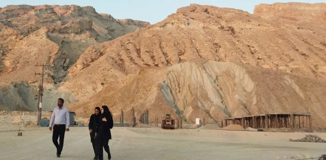 ۸ مجتمع گردشگری در شهرستان پارسیان در حال ساخت است
