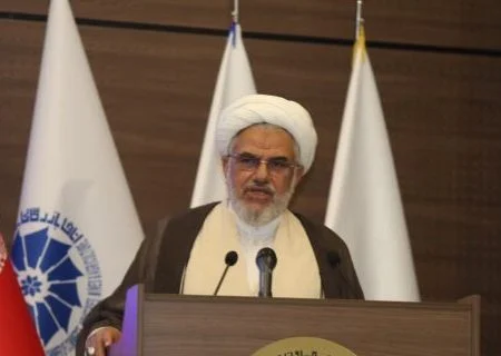 از شیلات تا بیوتکنولوژی؛ نقشه راه اقتصاد دریایی هرمزگان/ سهم ساحل‌نشینان از اقتصاد دریا باید افزایش یابد
