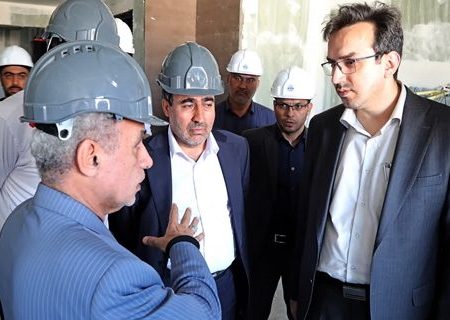 بازدید رئیس دانشگاه علوم پزشکی هرمزگان از پروژه بیمارستان ۲۶۴ تخت خوابی نفت ستاره
