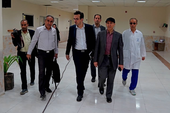 بازدید مشاور وزیر بهداشت از مجتمع پیامبر اعظم (ص) و پروژه بیمارستان ۵۳۱ تختخوابی بندرعباس