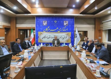 تأمین آب روستاهای واقع درمسیرخطوط انتقال آب به خارج از استان پیگیری می‌شود
