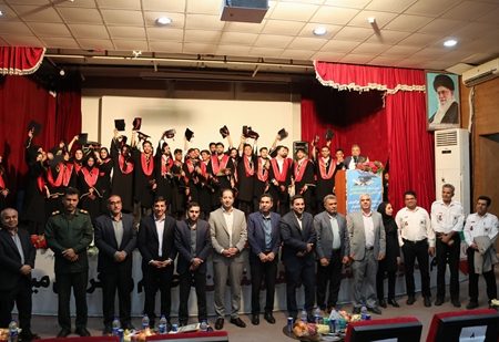 تحلیف ۳۶ دانشجوی کاردانی در دانشکده علوم پزشکی شرق هرمزگان / آغاز فصلی نو در ارتقاء خدمات بهداشتی و درمانی منطقه
