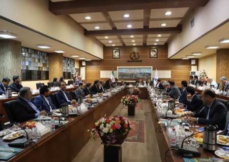 پالایشگاه نفت بندرعباس مقصدبازدیداستاندار هرمزگان و اعضای کمیسیون‌های مجلس