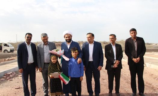 اخذ سند مالکیت اردوگاه دانش آموزی ۳ هکتاری جزیره هرمز بعد از ۳ سال پیگیری/ تکمیل و بازگشایی اولین اردوگاه دانش‌آموزی ساحلی استان در آینده ای نزدیک