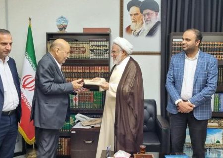  امام جمعه بندرعباس، سفیر مدرسه‌سازی شد